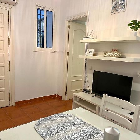 Iyourbasics Lovely Apartment Hinestrosa 23 Free Wifi&Ac Malaga Exterior photo